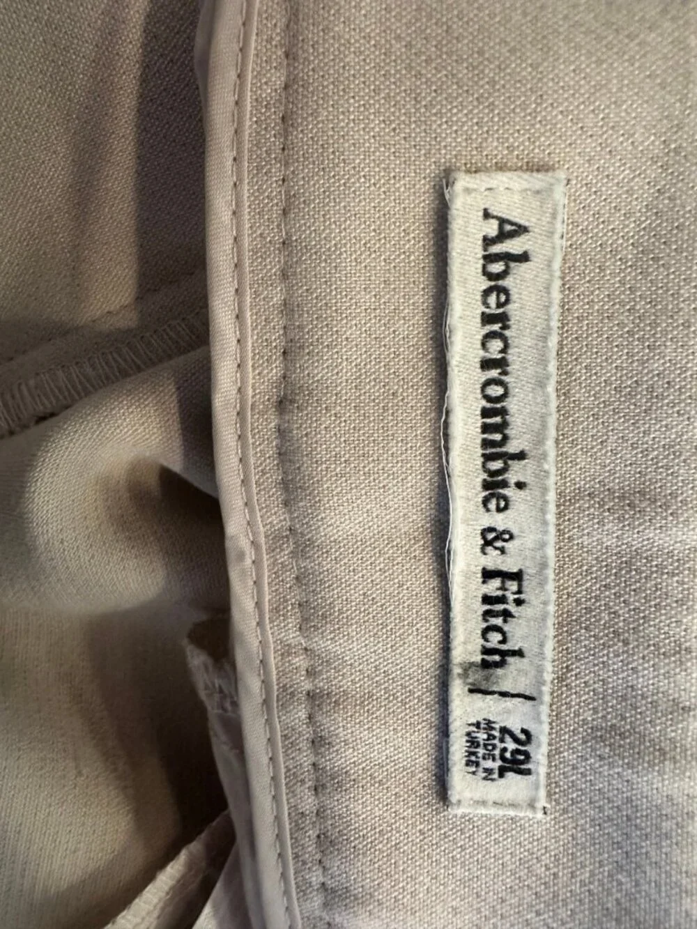 Abercrombie & Fitch Cropped Pants Size 29L Light Beige